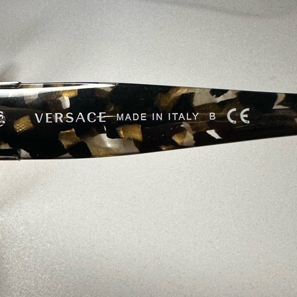 Versace Sunglasses with case, box, unused cloth, and card! EUC - Picture 10 of 12